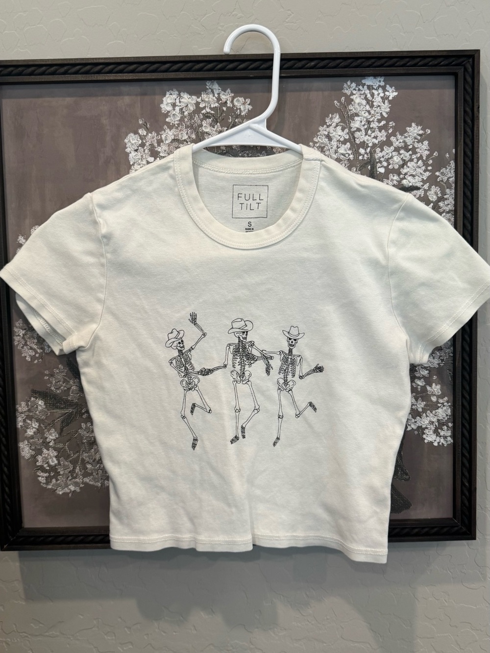 Full Tilt Off-White Crew Neck Logo Tee